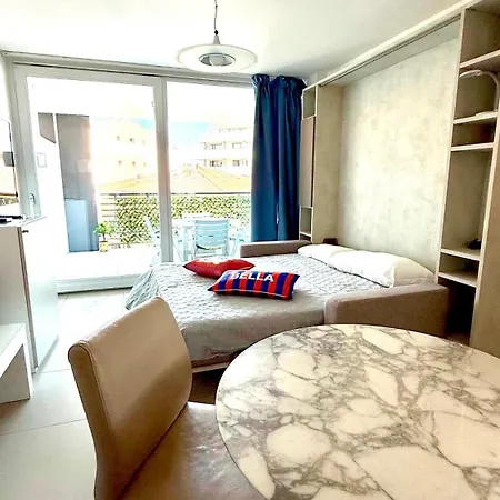 Beachfrontgrado Including Free Access & Parking Apartment