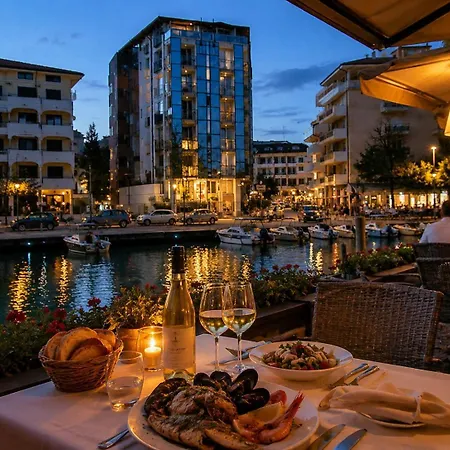 Apartment Beachfrontgrado Including Free Access & Parking